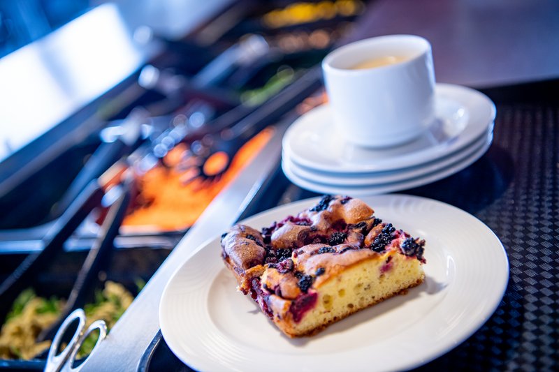 Kaffee und Kuchen in der Mensa